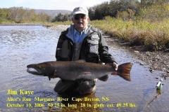 Jim's huge salmon caught behind Browns (October 2016)
